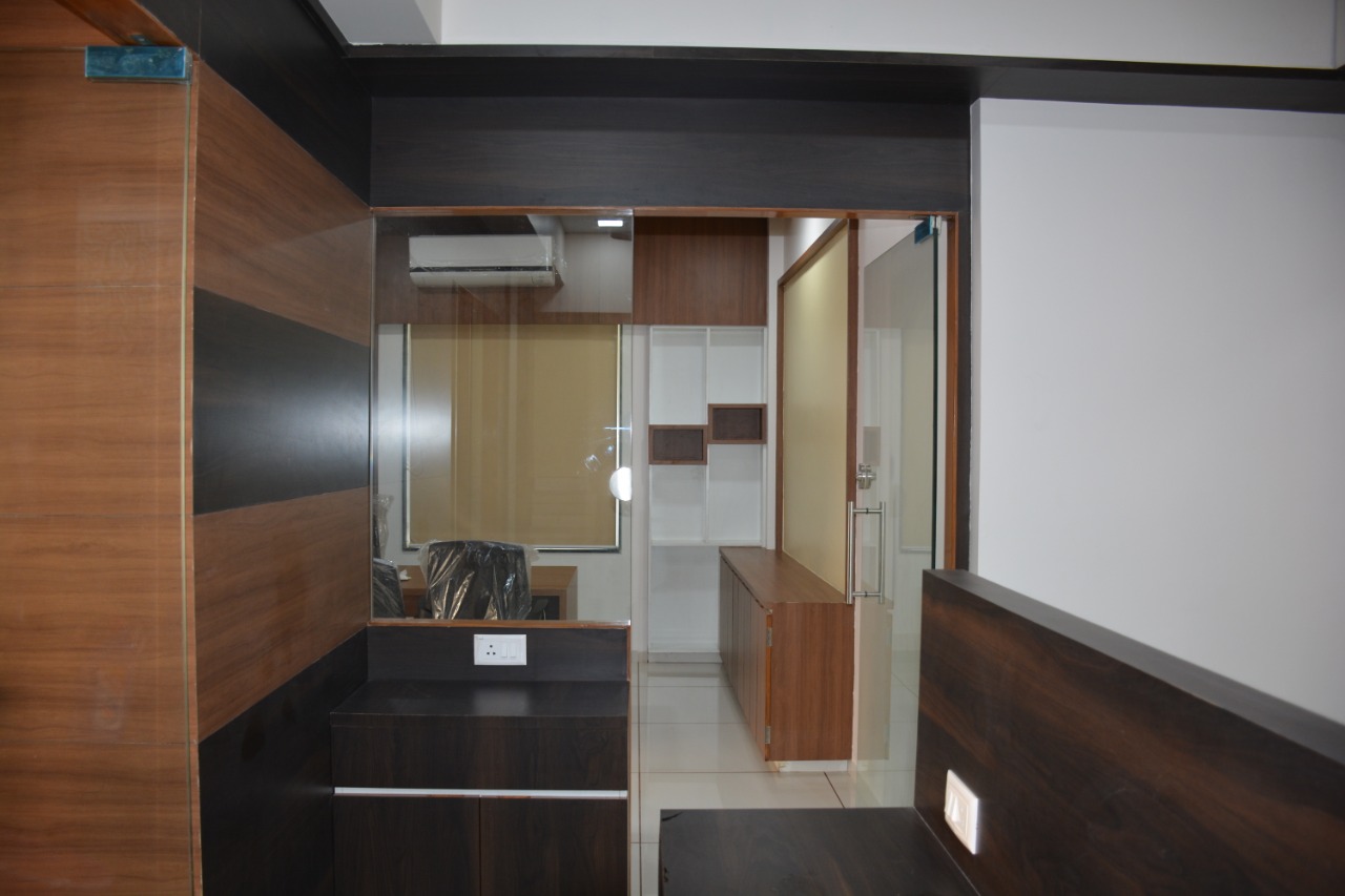 Furnished Office For Rent in Platinum Plaza, Bodakdev, Ahmedabad.